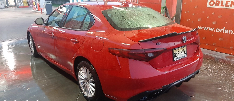 Alfa Romeo Giulia cena 115900 przebieg: 19000, rok produkcji 2022 z Warszawa małe 562